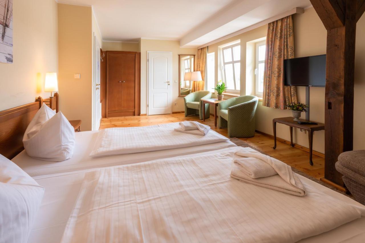 Elbterrasse Woerlitz Hotel โอราเนียนบัมเวอร์ลิทซ์ ภายนอก รูปภาพ